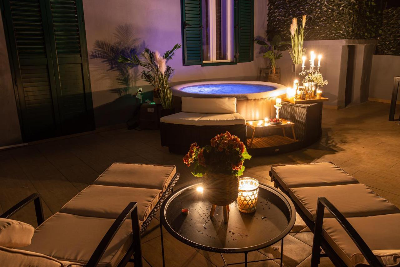 Oasis Luxury Apartment With Terrarce And Jacuzzi Spalato Esterno foto
