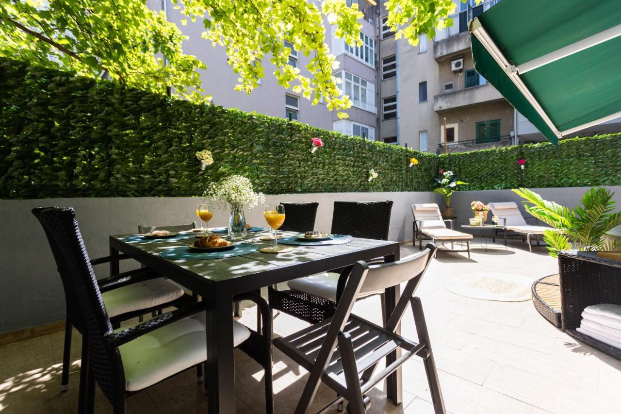Oasis Luxury Apartment With Terrarce And Jacuzzi Spalato Esterno foto