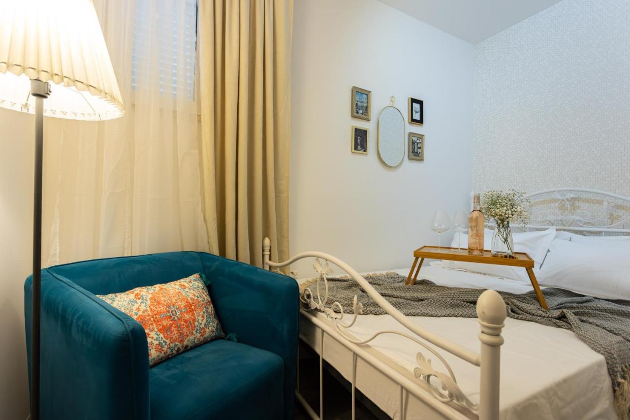 Oasis Luxury Apartment With Terrarce And Jacuzzi Spalato Esterno foto