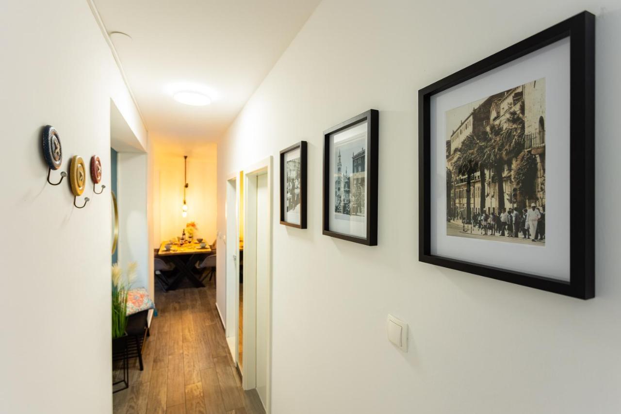 Oasis Luxury Apartment With Terrarce And Jacuzzi Spalato Esterno foto