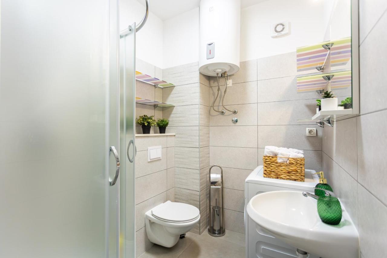 Oasis Luxury Apartment With Terrarce And Jacuzzi Spalato Esterno foto
