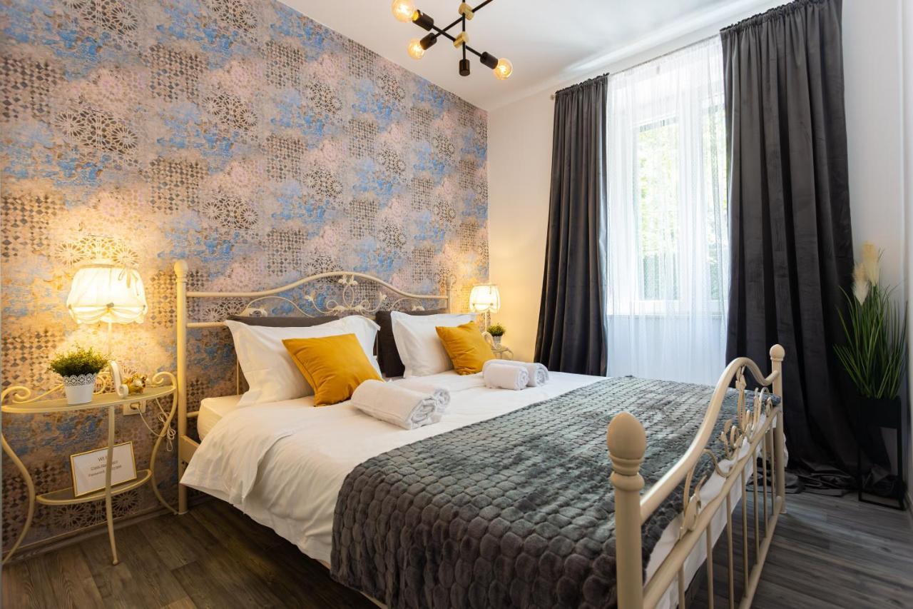 Oasis Luxury Apartment With Terrarce And Jacuzzi Spalato Esterno foto